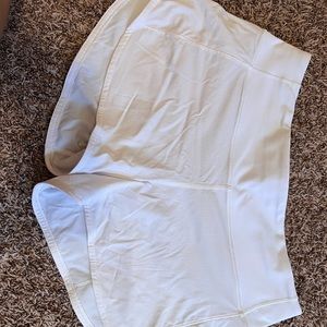 Lululemon Speed Up Mid-Rise Lined Short 4”